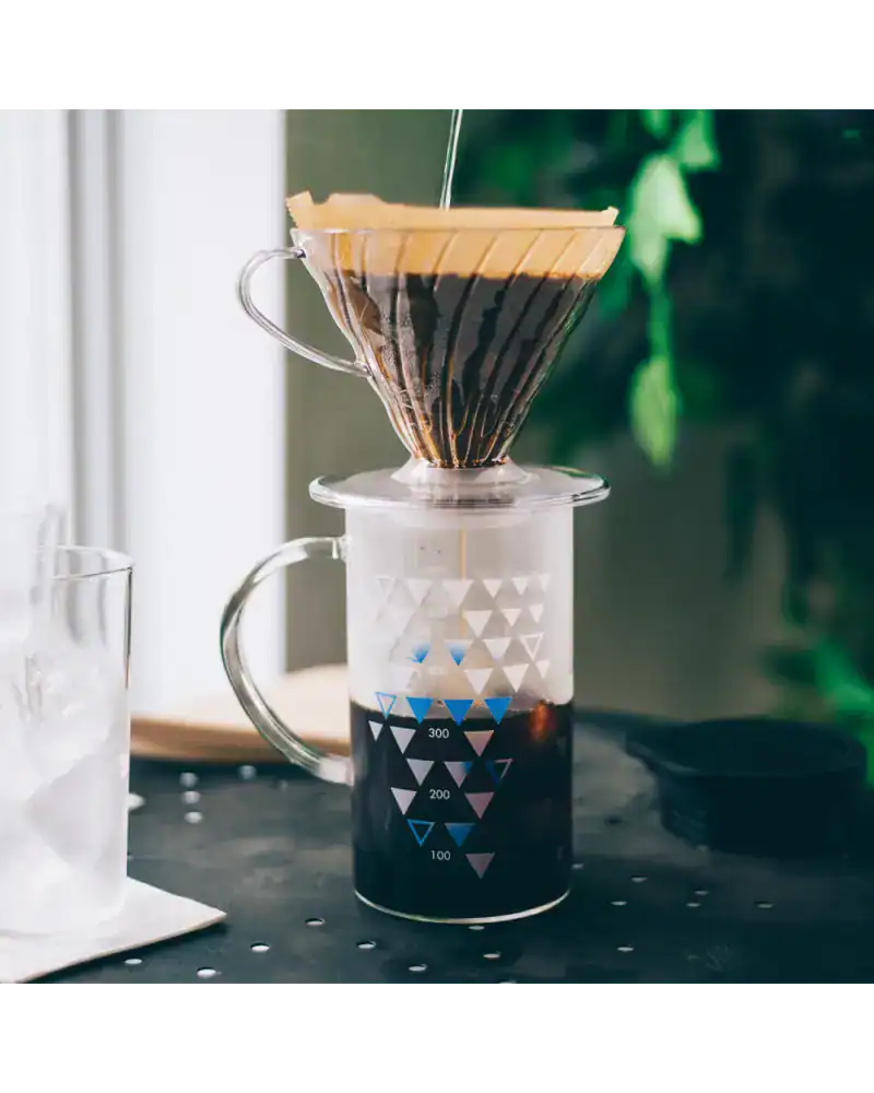 Kit Hario V60 - 02<br>(con Dripper Termocolor) - Imagen 2