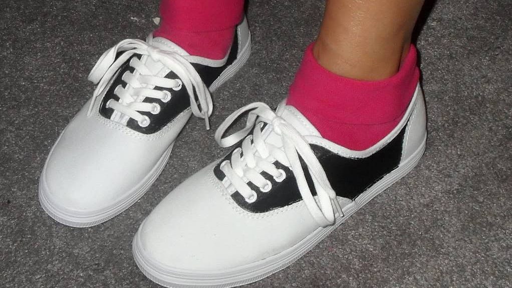 Saddle shoes