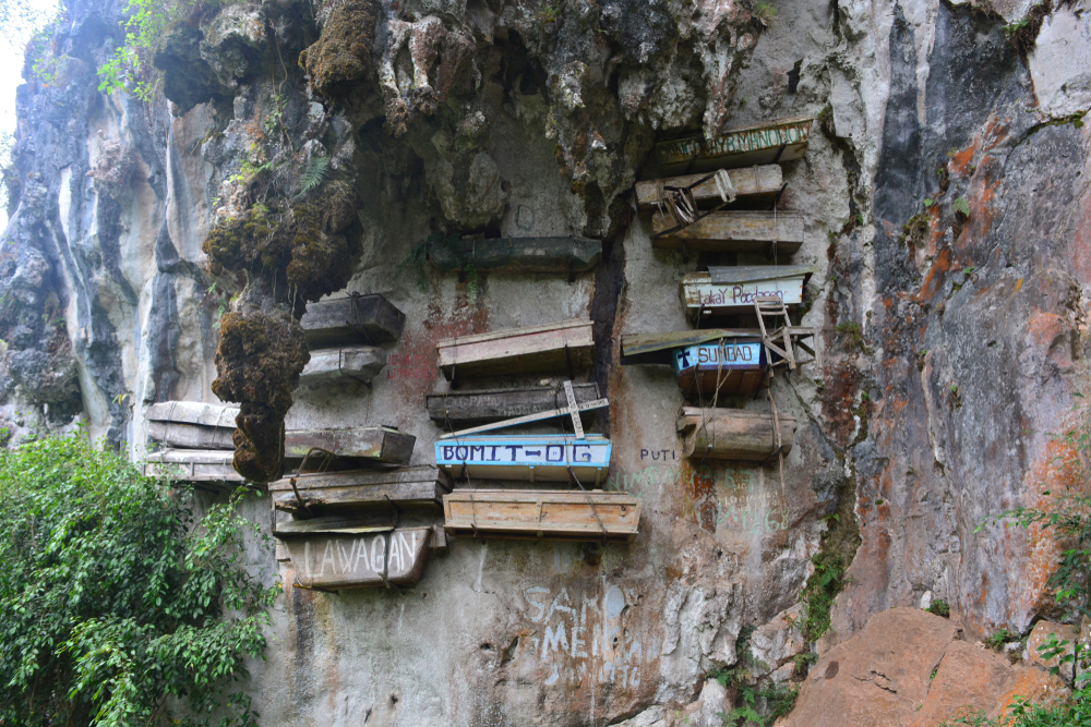 The hanging coffins of Sagada, an important touristic destination in Philippines