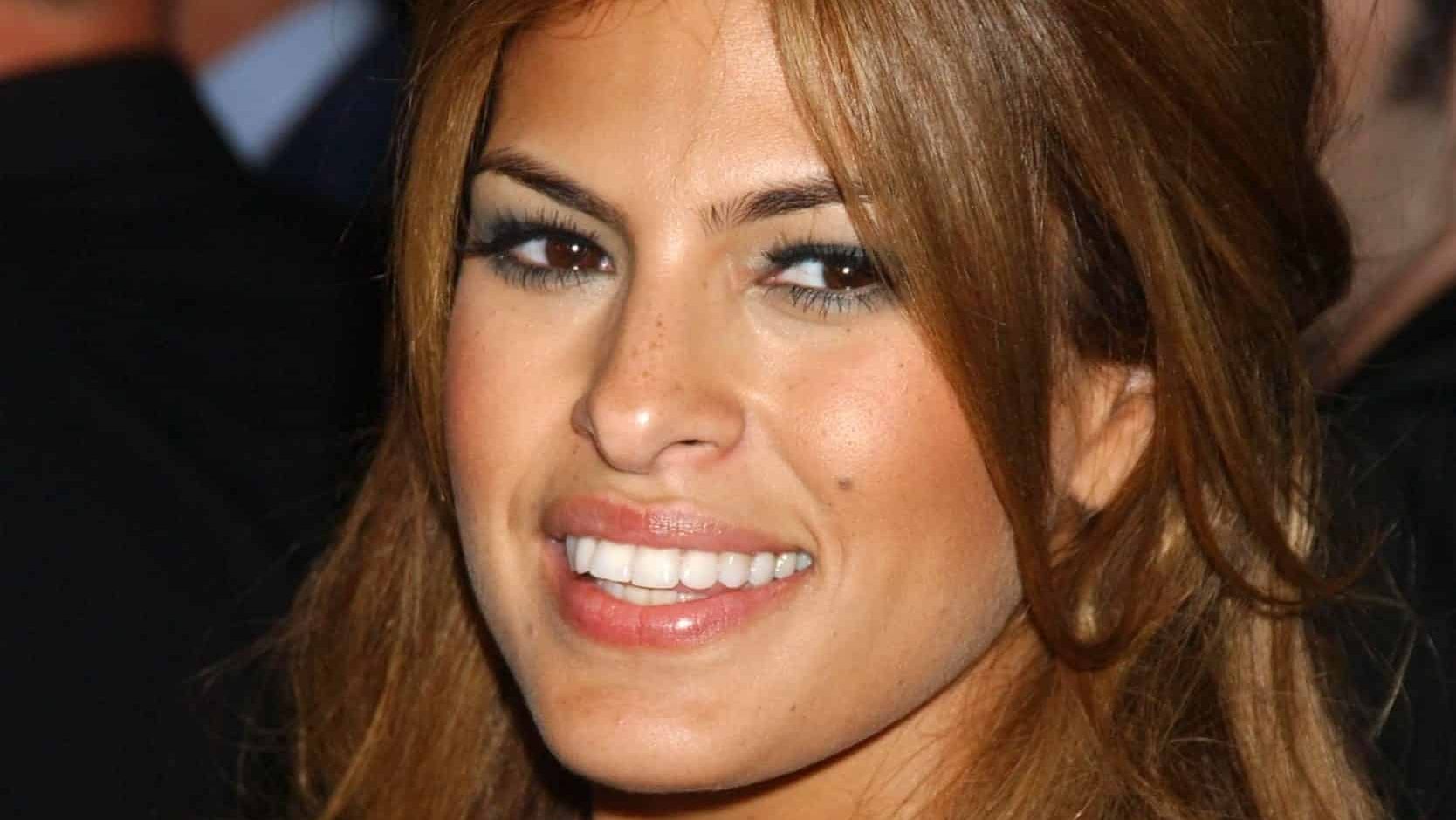 Eva Mendes in attendance for Marc Jacobs Spring/Summer 2007 Fashion Show, NY State Armory, New York, NY, September 11, 2006