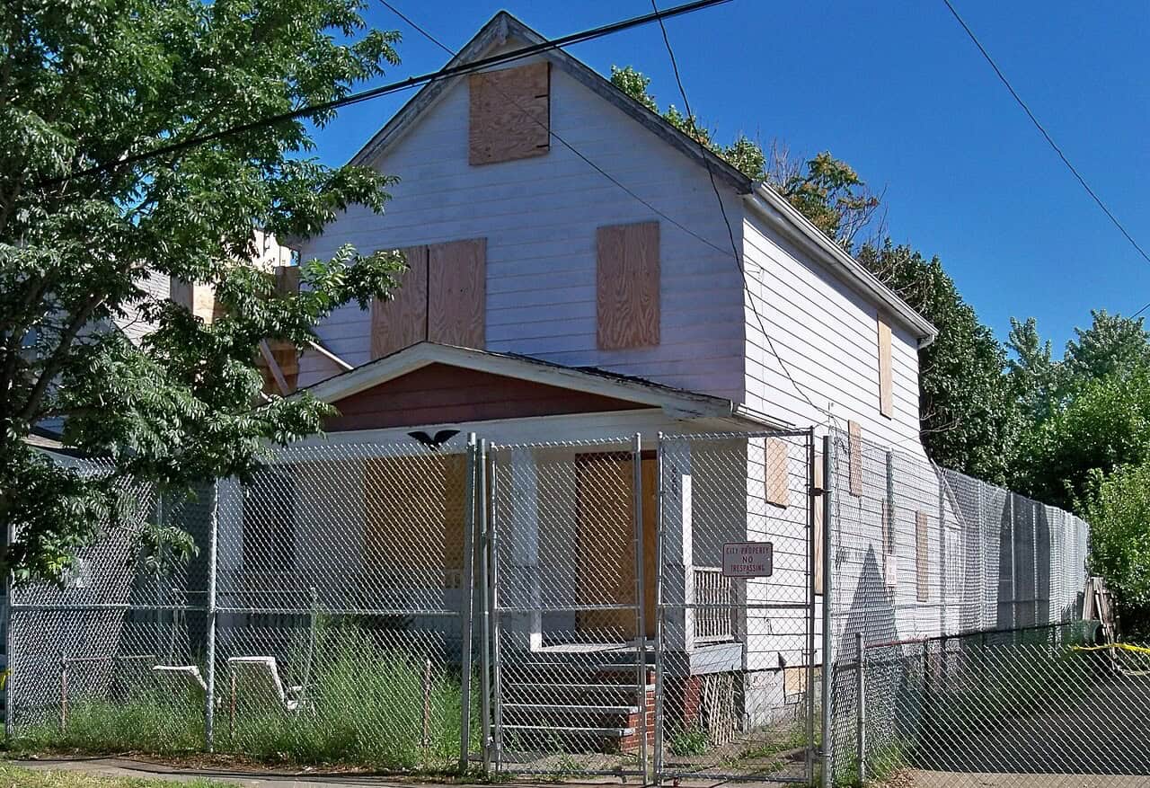 Ariel Castro's home at 2207 Seymour Avenue in Cleveland Ohio. Amanda Berry, Gine DeJesus, and Michelle Knight were held in this house.