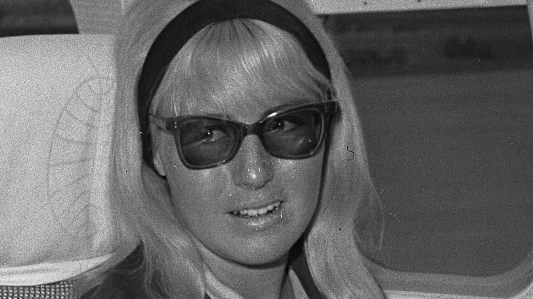 Cynthia Lennon, 1964