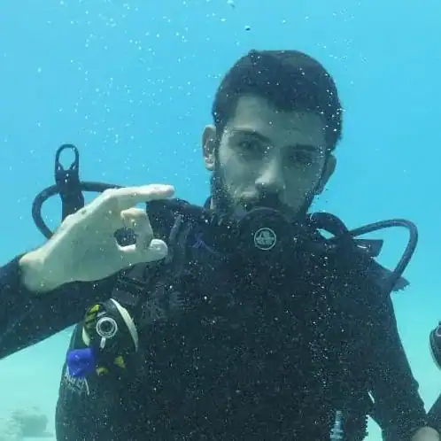 Me underwater