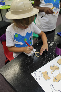RAWR! Dinosaurs and Paleontologists!