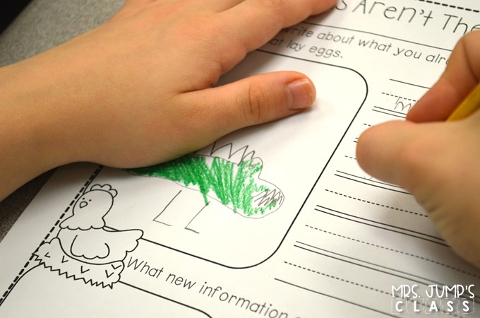Engaging reading activities for kindergarten and first grade! See how we improve reading comprehension through various reading comprehension strategies. FREE sample file too!