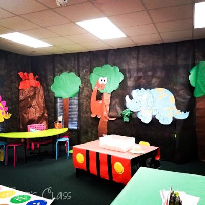 Dinosaurs! with a FREE file