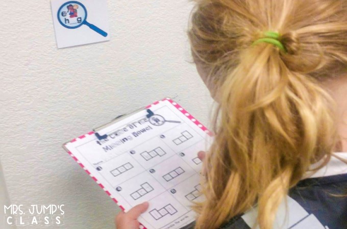 This is great for September kindergarten and first-grade engagement during back to school. Great activities, Also includes literacy and math centers.