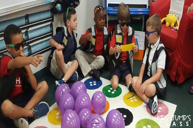 This is great for September kindergarten and first-grade engagement during back to school. Great activities, Also includes literacy and math centers.