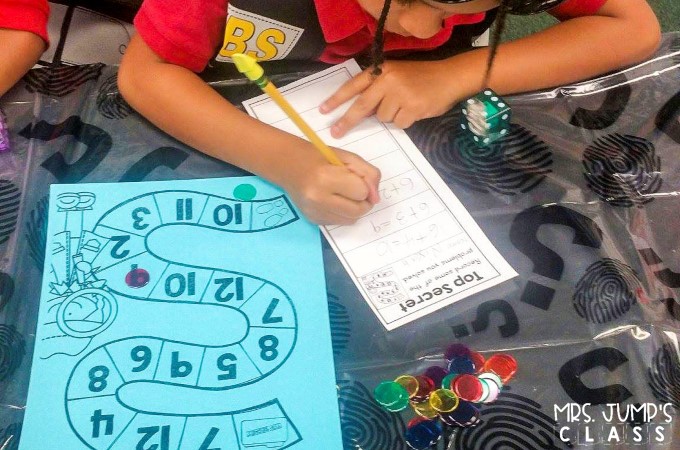 This is great for September kindergarten and first-grade engagement during back to school. Great activities, Also includes literacy and math centers.