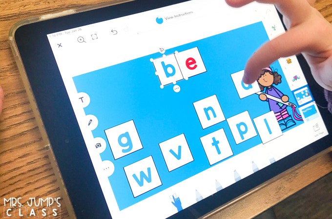 Guided reading lessons, books, and activities for reading levels AA-J. Digital and printable options for teaching guided reading to K-1 students.