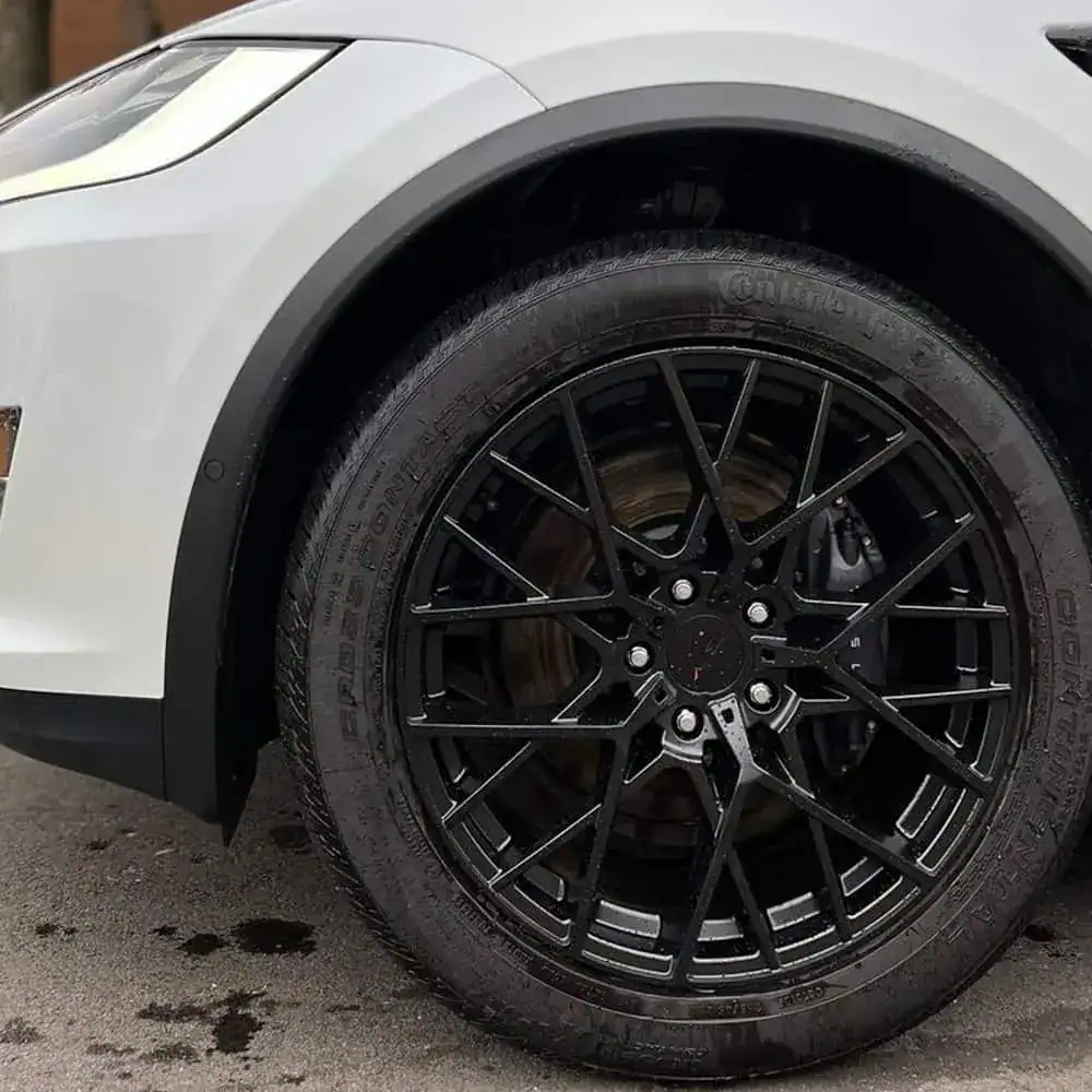 Gallery-Tesla3.JPG