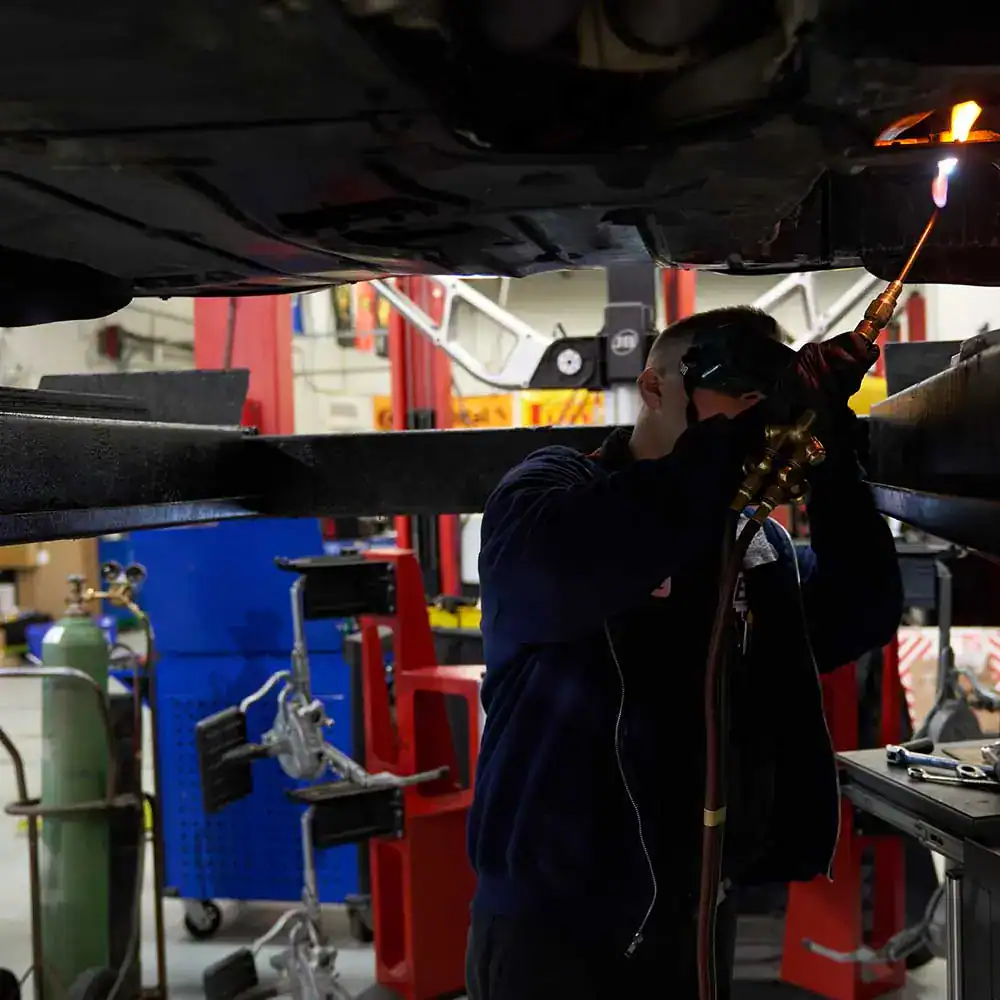 Suspension-Service-08.JPG