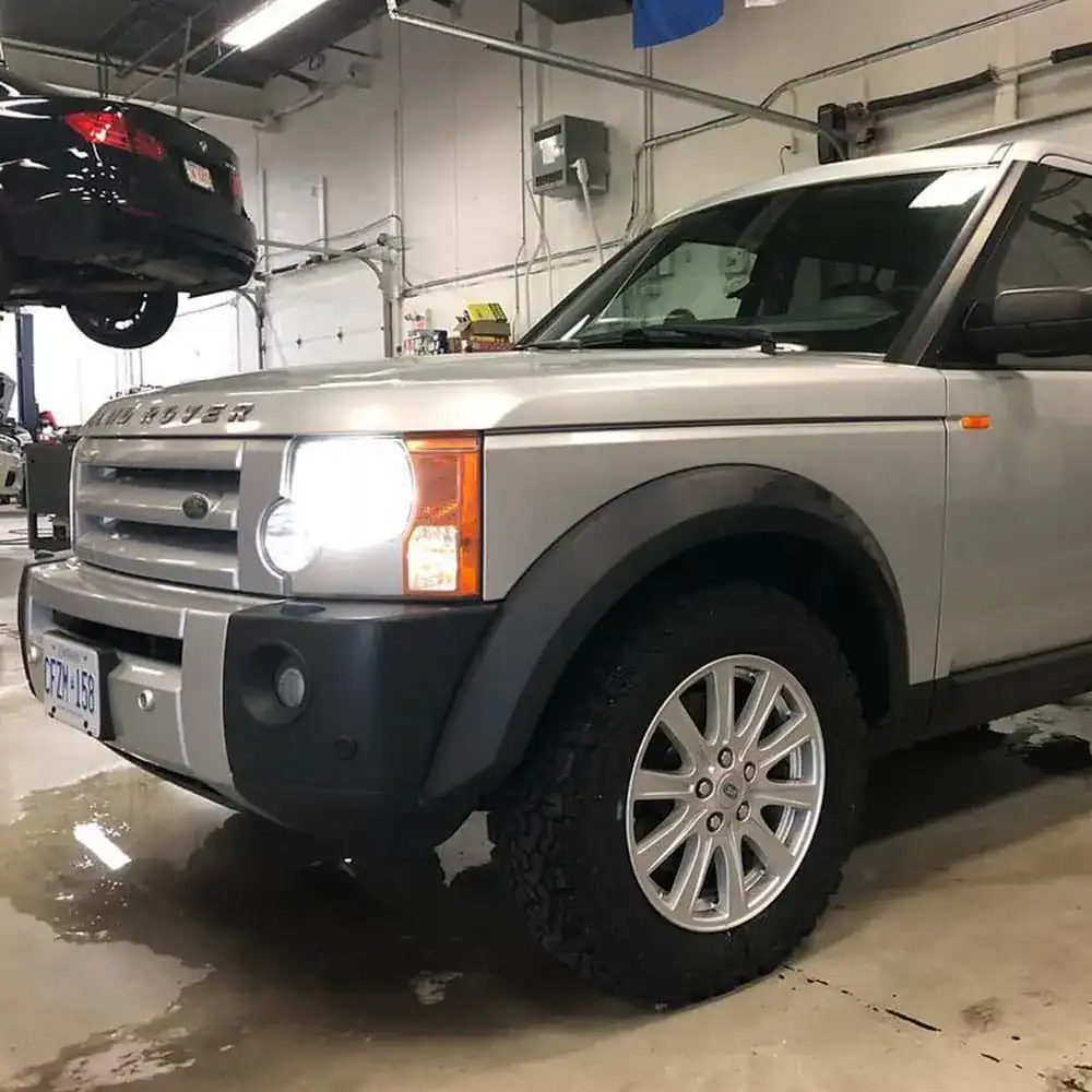 gallery-landrover.JPG.webp
