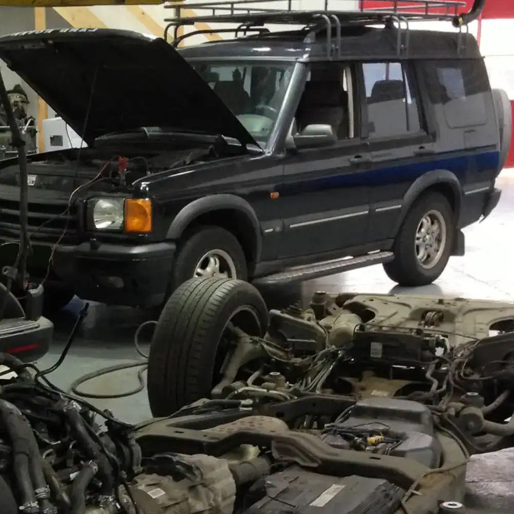 gallery-landrover2.JPG.webp