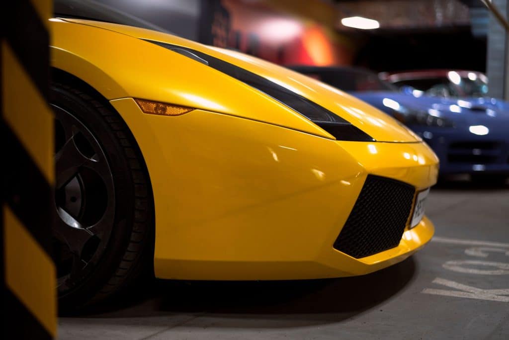 Carbon Fiber Restoration: Saving Your Supercar’s Structure and Style