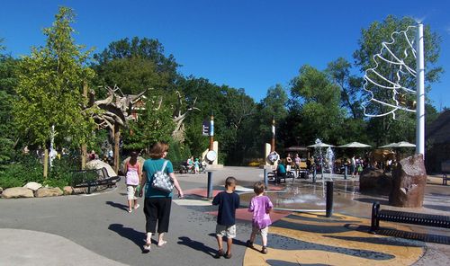 Zoo-fountain1
