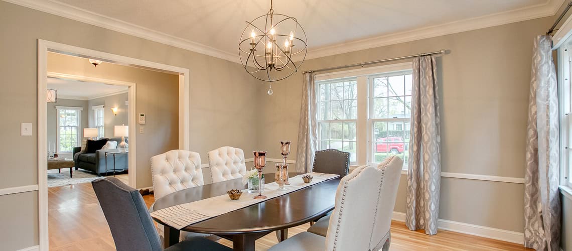 Bruce Dinning Room