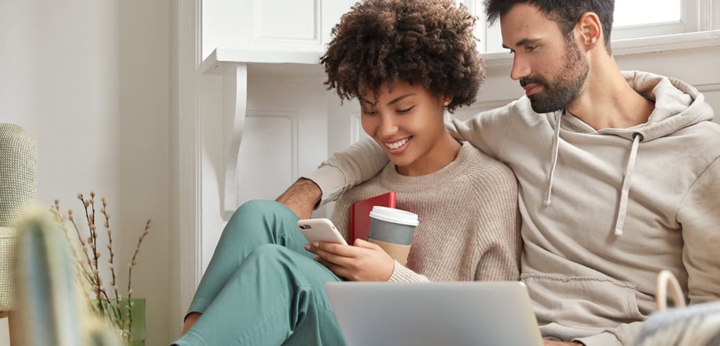 couple-house computer