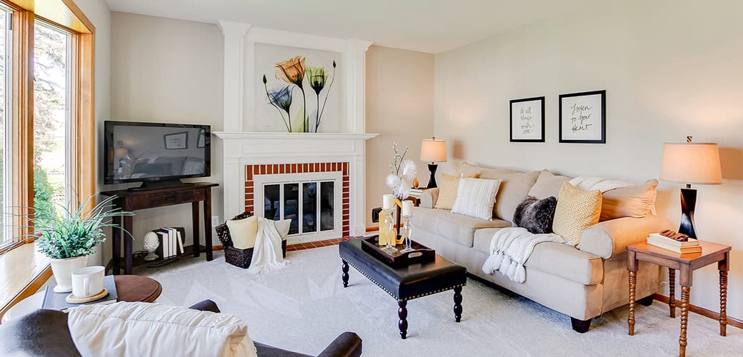 2320 N Upland Crest – carousel living