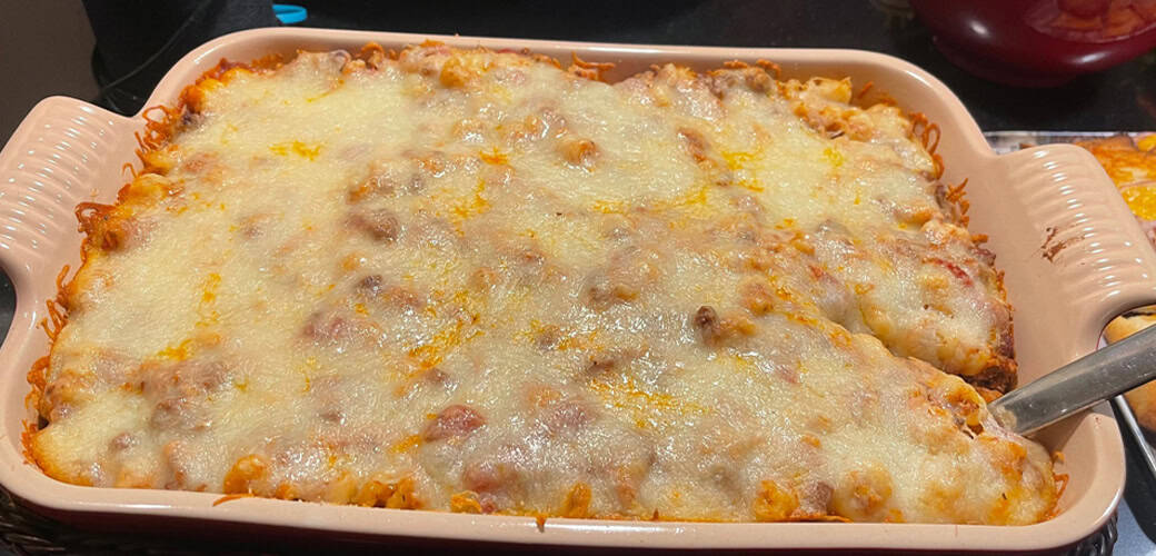 BOLOGNESE PASTA BAKE
