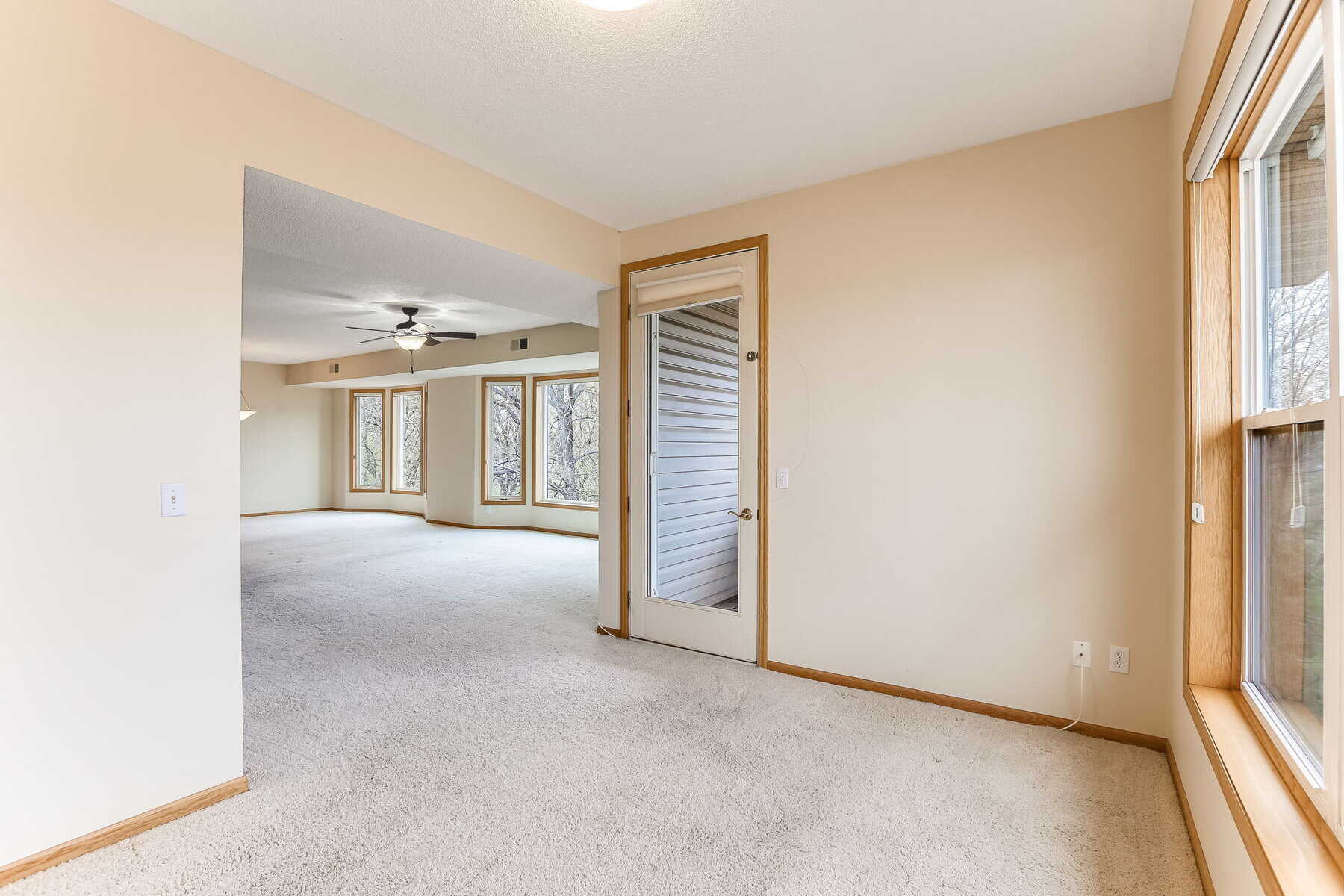 21 Web Or Mls 9225 Medicine Lake Rd 301 18