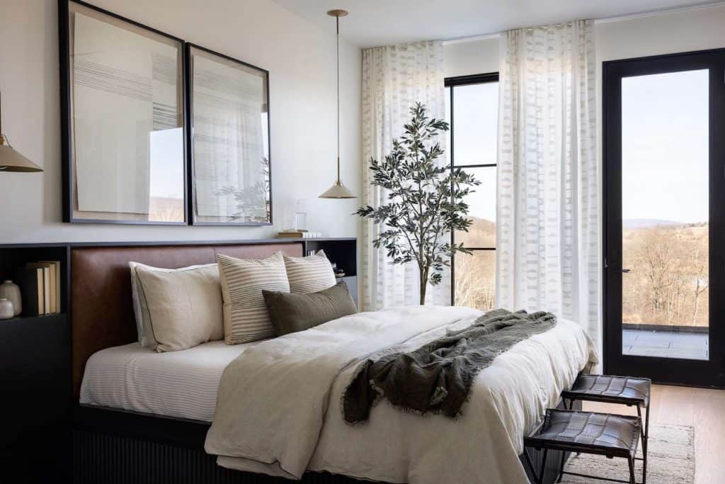 Nyhudsonretreatbedroomphotography Mikevantassell Design Lindyegallowaystudio 36accfc9fcbf4d7799c1fa87e1b1b886