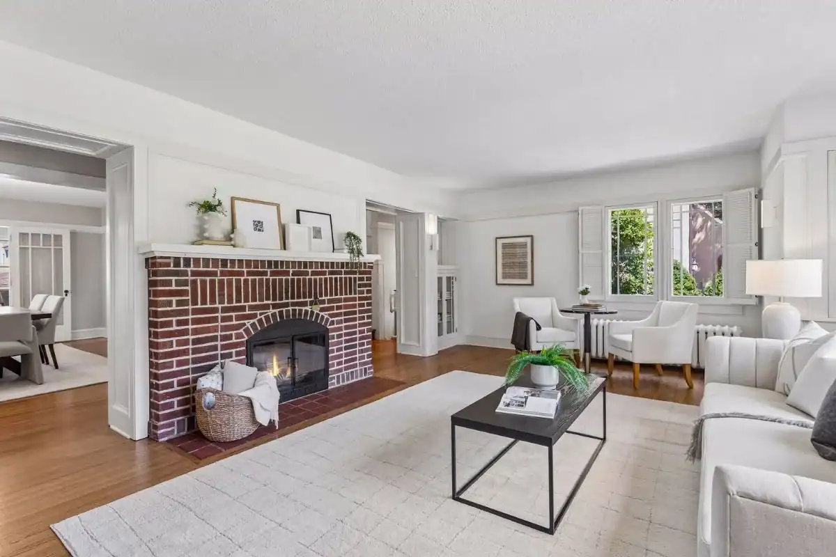 Living+room+staged