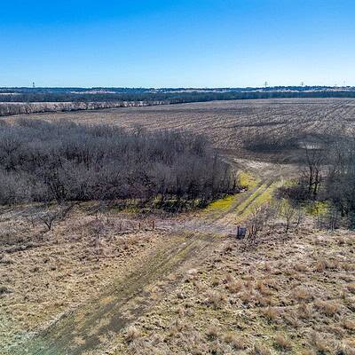 An image that shows Ivy Ln (13 Of 18)
