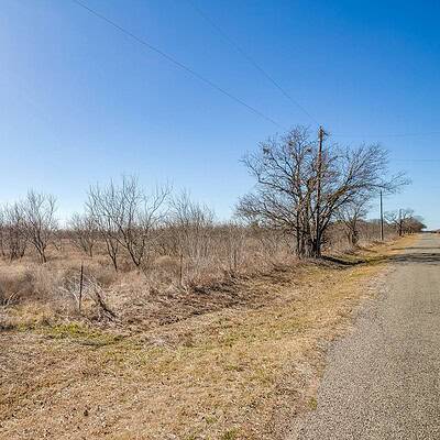 An image that shows Ivy Ln (15 Of 18)