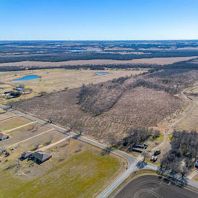 An image that shows Ivy Ln (3 Of 18)