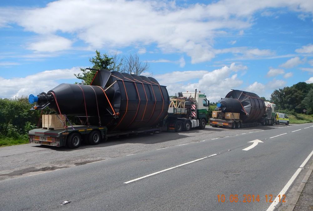 Archimedes hydro turbines arrive at Pershore Weir