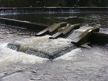 Existing but poorly designed pool and weir fish pass