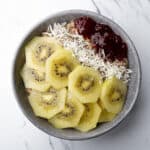 strawberry kiwi oatmeal