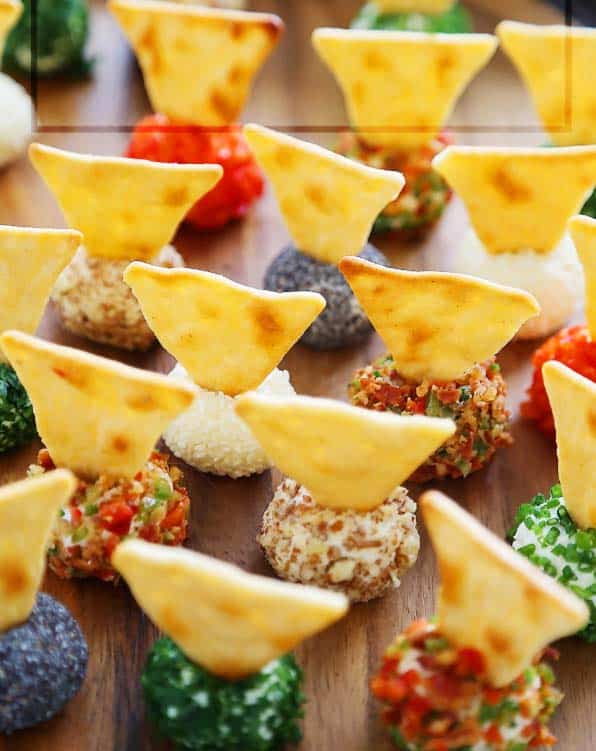 3-Ingredient Mini Queso Cheese Balls