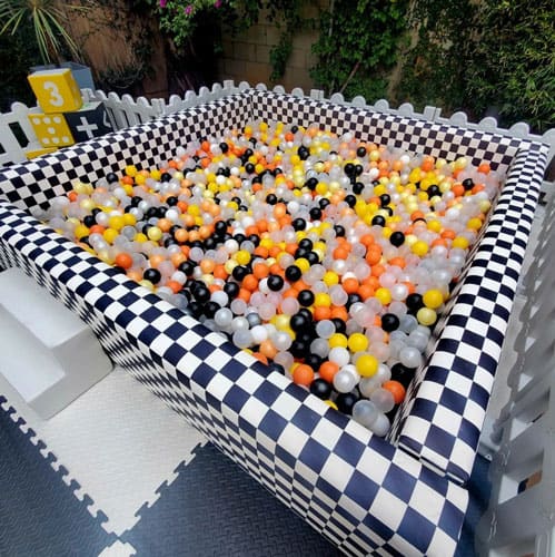 Build A Ball Pit