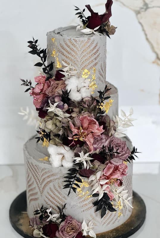 Retro Wedding Cake