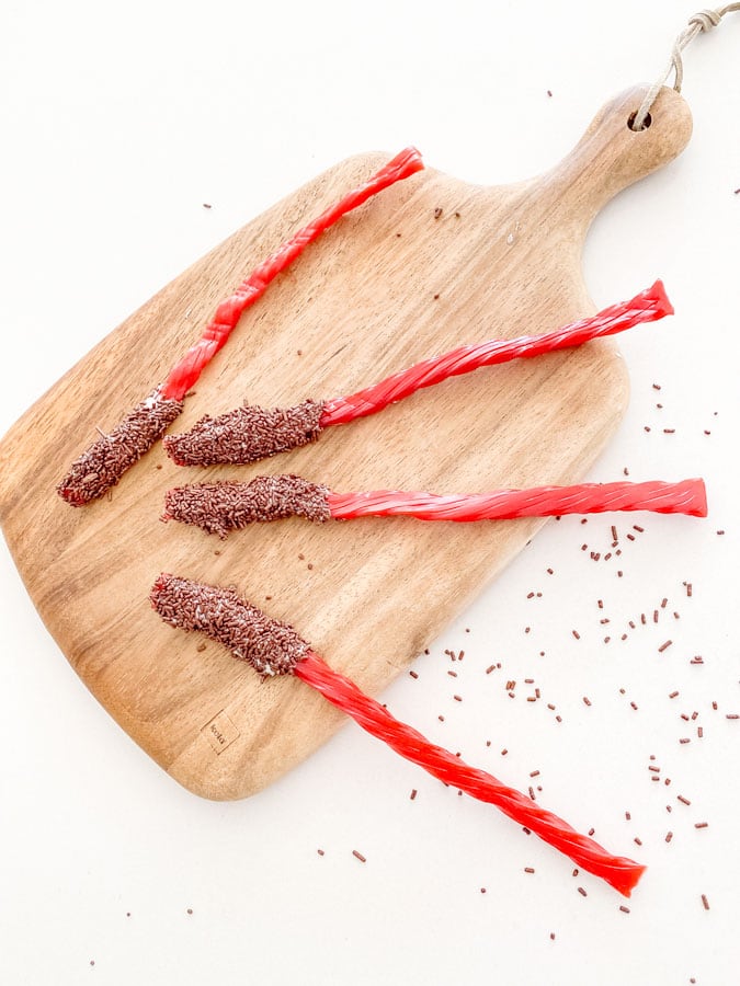 Make Your Own Edible Harry Potter Wizard Wands