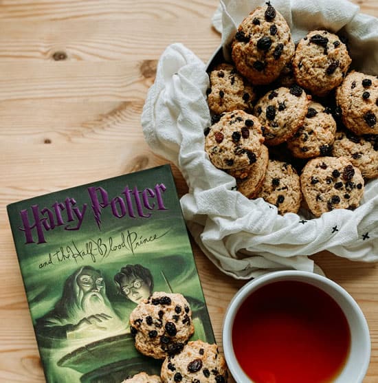 Easy Harry Potter-Themed Snacks For A Magical Party