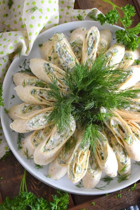 Fresh Dill and Cheese Cucumber Pinwheels