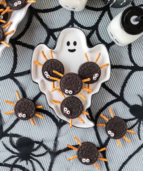 22 Halloween Food & Treat Ideas To Spook You