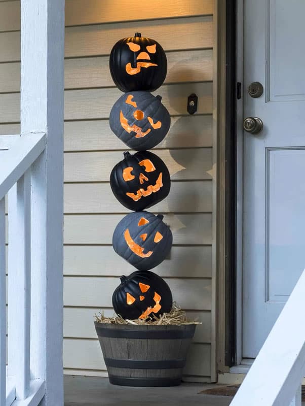 Lit Pumpkin Topiary
