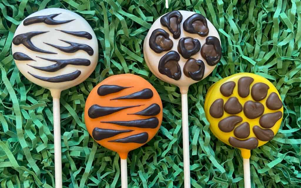 Animal print Oreo cookie pops