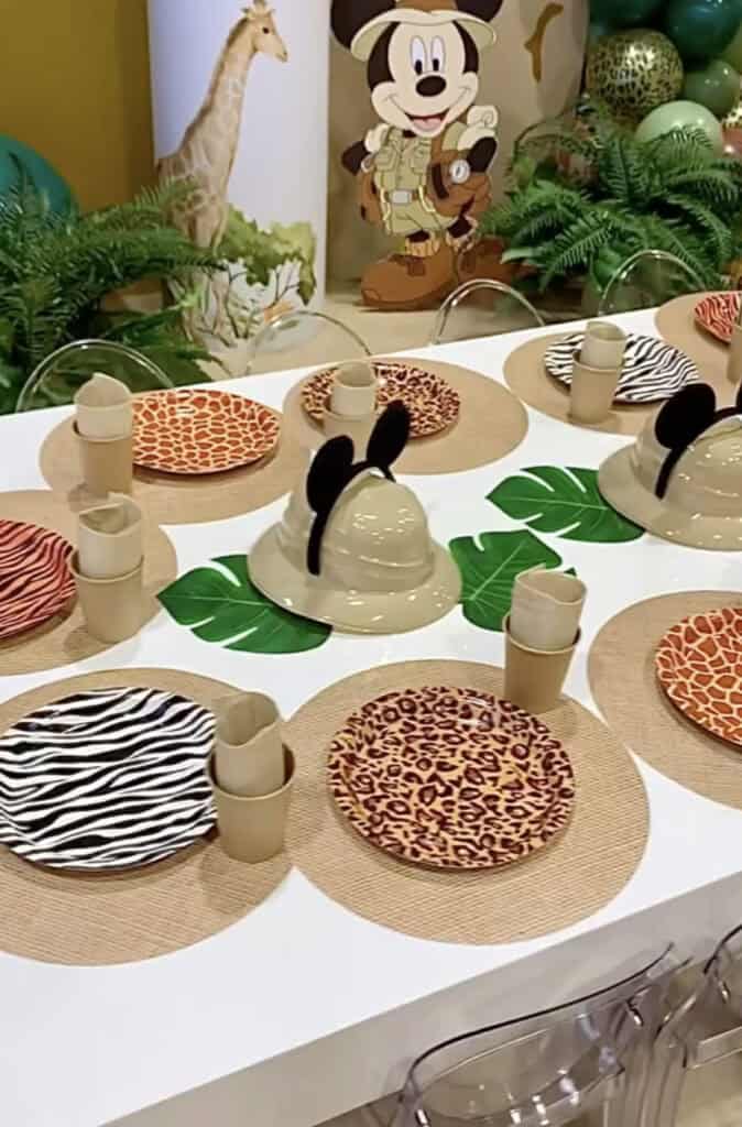 Safari Table 2