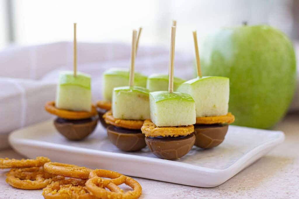 3-Ingredient Caramel Apple Bites