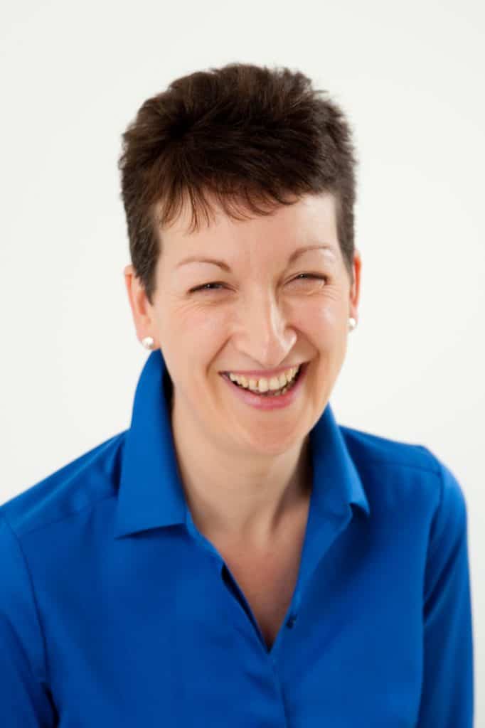 Maria Smart personal branding photographer headshots natiral vibe bromley-based photographer