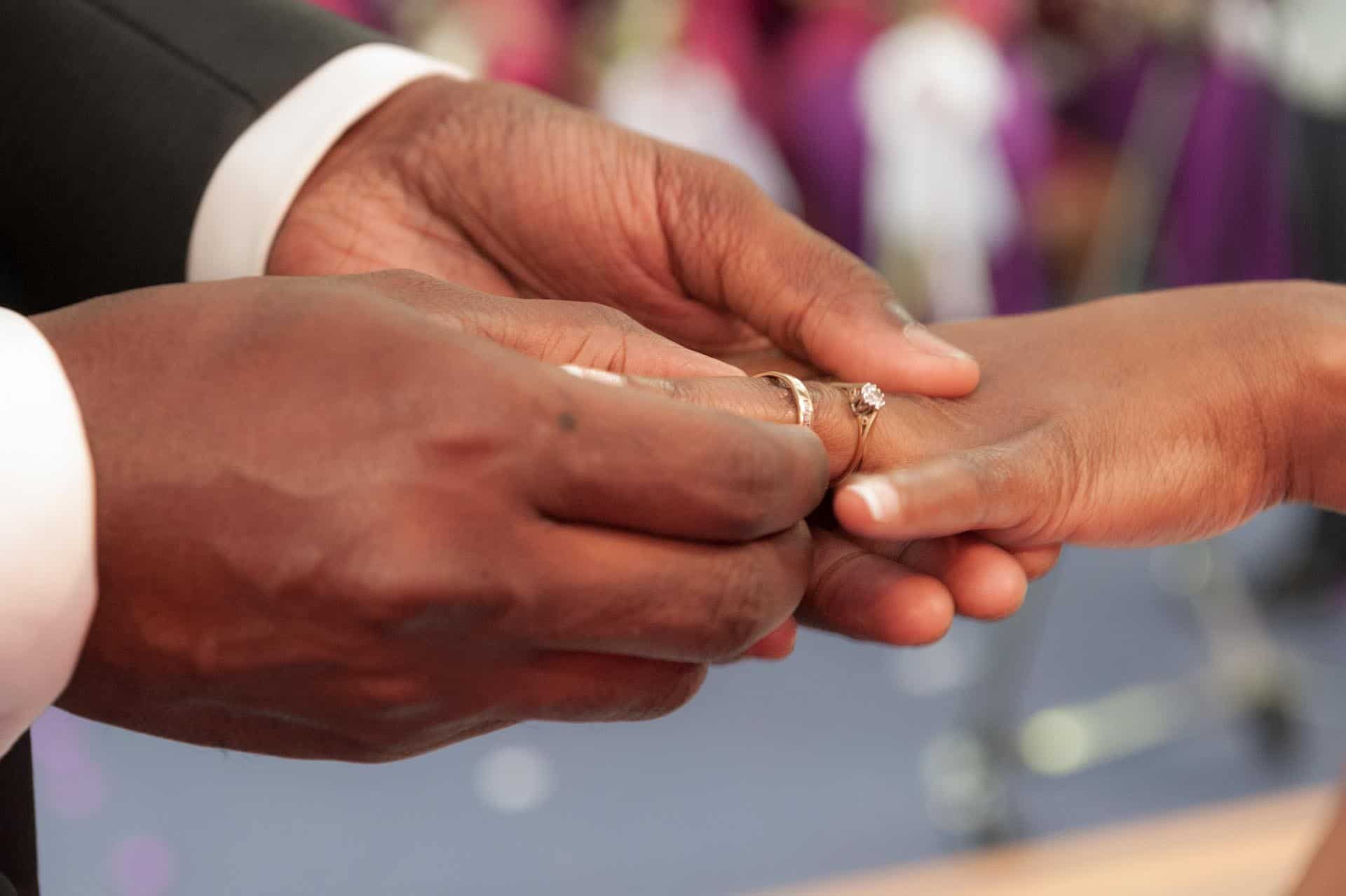 London Romford Essex wedding photographer ring shot