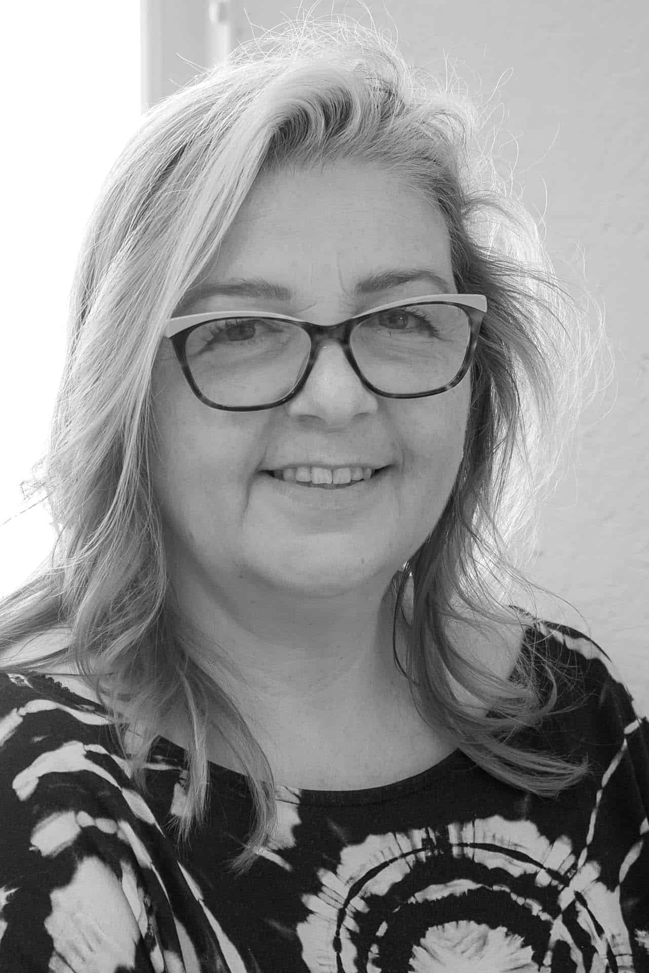 headshots Naomi Affordable Granite sales team headshots
