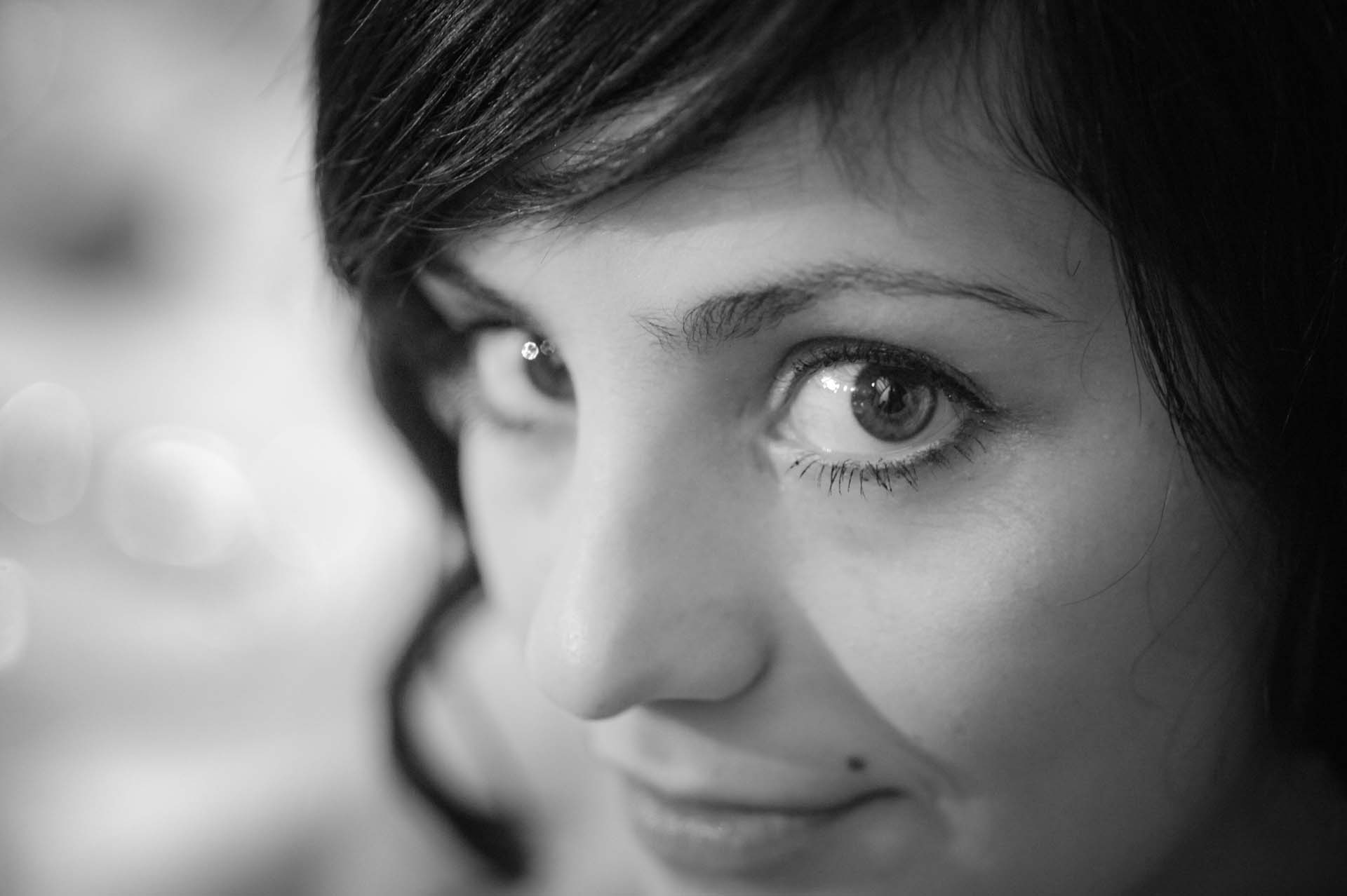 A guest at the recdeption York wedding yorkshire Kent wedding photographer's tools Sigma 105mm macro lens