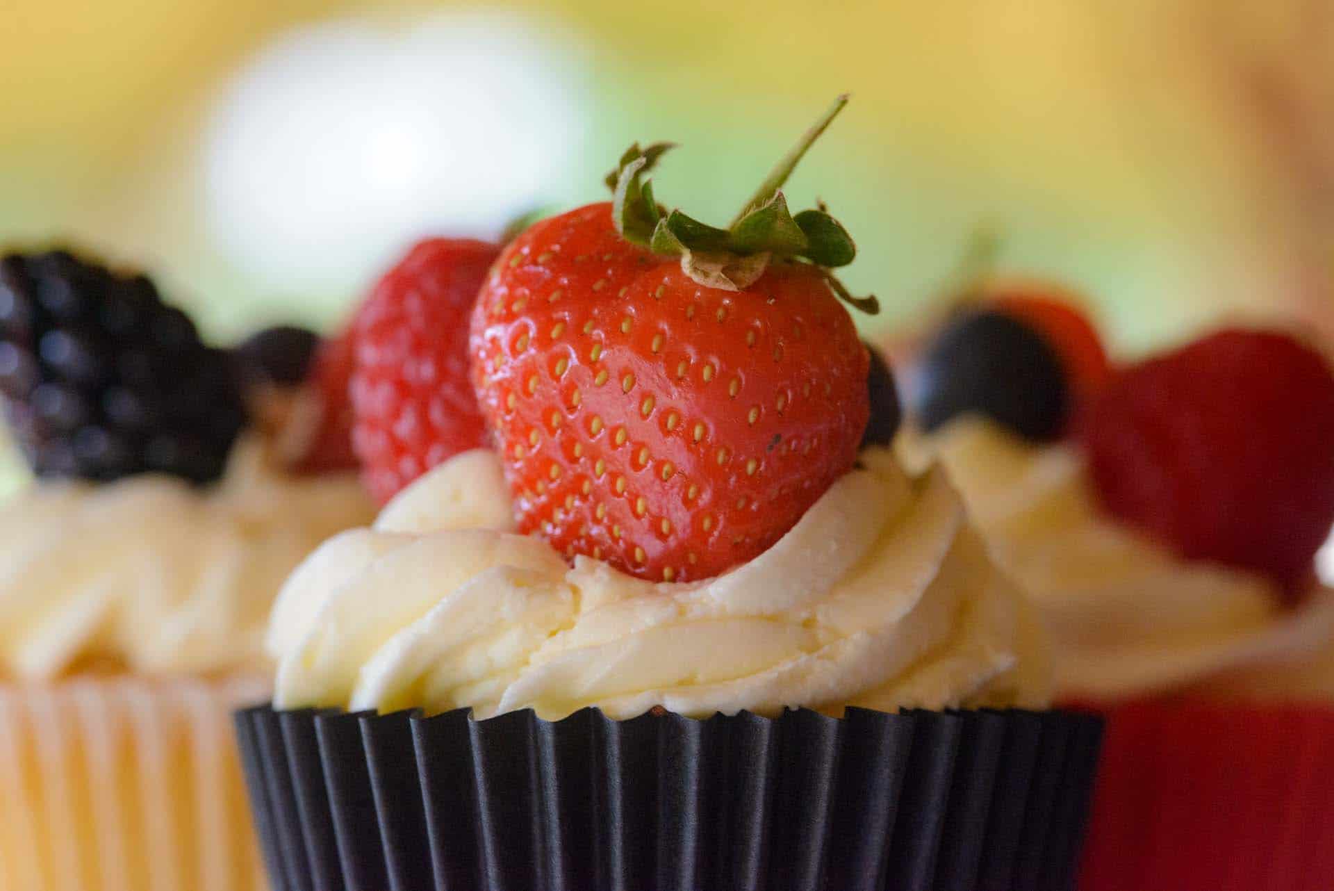 cupcakes sigma 105mm f2.8 macro wedding photographer Bromley photographer