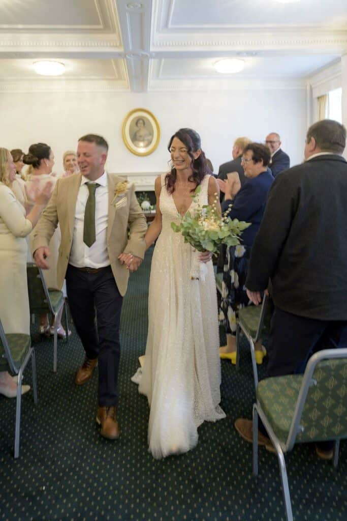 Civic centre ceremony Bromley register office wedding photographer 153454